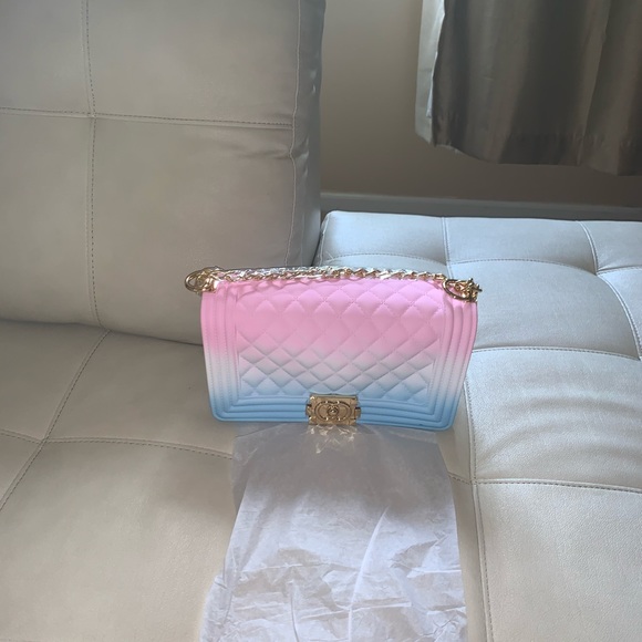 Purse - Picture 2 of 2